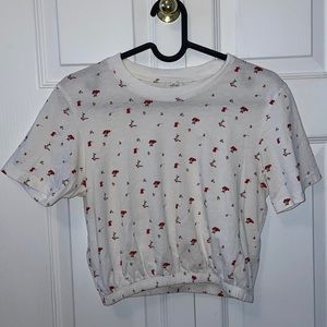 WILFRED FLORAL CROPPED T SHIRT WITH SCRUNCH AT BOTTOM